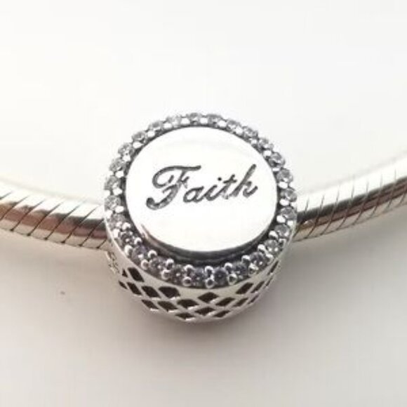 Pandora Silver Cross Charm - Picture 4 of 5